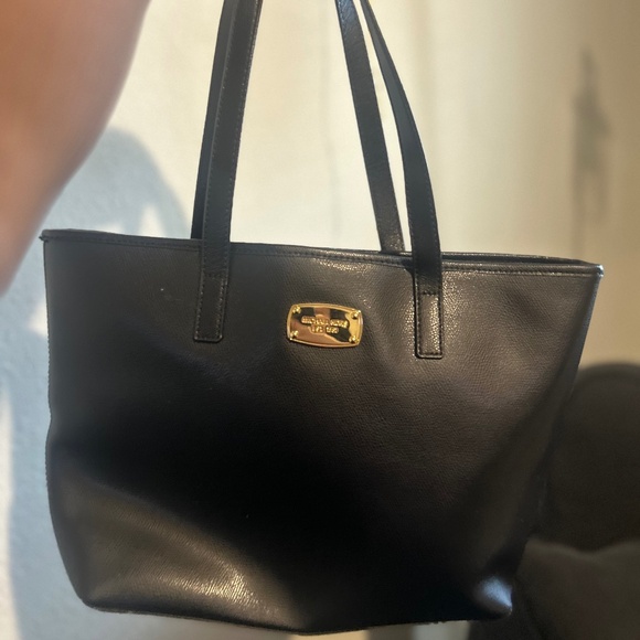 Michael Kors Black Tote - Picture 1 of 5